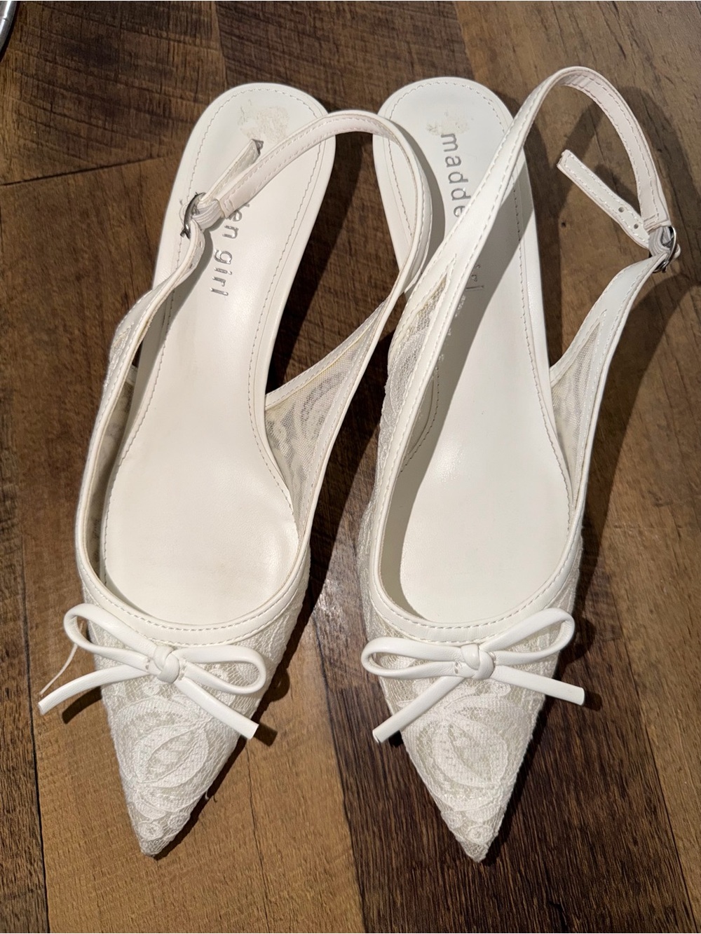Madden Girl White Lace Pointed Slingback Flats with Bow